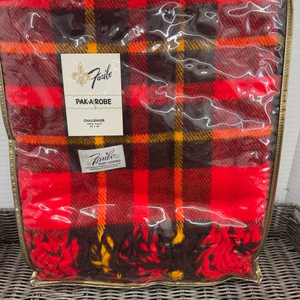 Vintage Faribo Pak-a-Robe 100% Acrylic Red Plaid Throw Blanket 50x 60 New